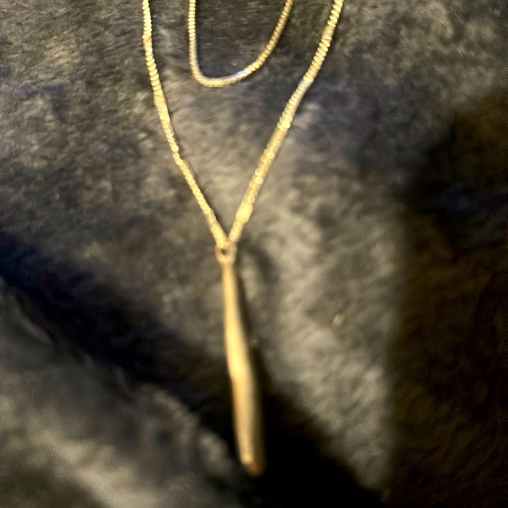 Silver
Layered 
Lobster claw clip